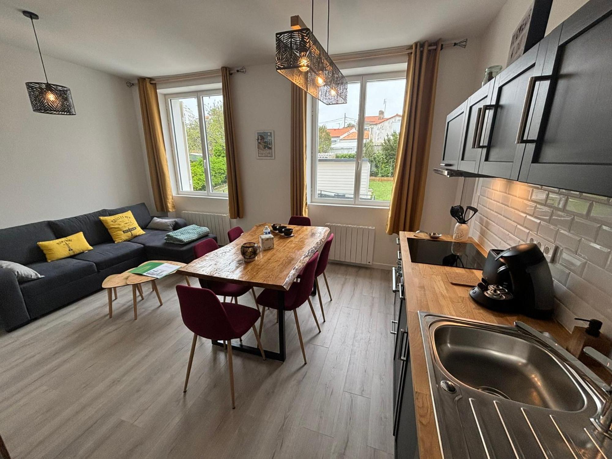 Au Coeur Du Marche, Appartement Confort, Centre-Ville Royan Kültér fotó